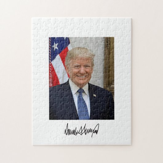 Le président Donald Trump souriant au puzzle (Vertical)