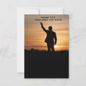 Le président Merci Joe Biden (Devant)