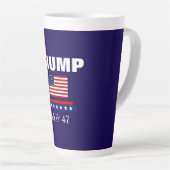 LE PRÉSIDENT TRUMP GRAND LATTE MUG (Angle droit)