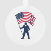 Le président Trump porte le drapeau des États-Unis (dos)