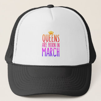Le Queens sont en mars casquette né