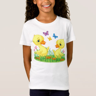 Le ressort penche le T-shirt pour des enfants