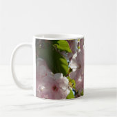 Le ressort rose fleurit la tasse (Gauche)