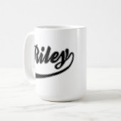 Le Riley nommé sur une tasse (Devant gauche)