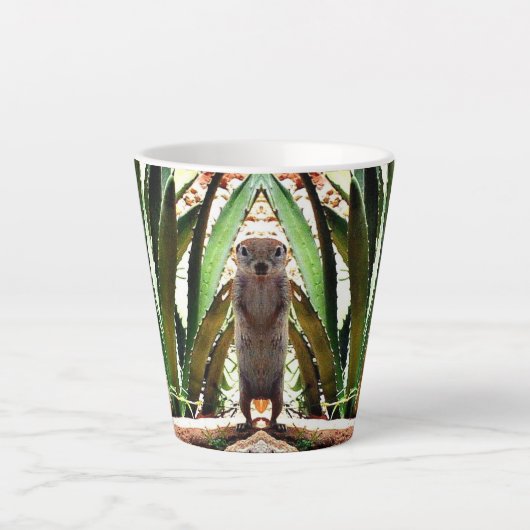 "Le Roi" Écureuil Terrestre Latte Mug (Devant)