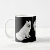 Le Samoyed poursuit la tasse (Gauche)