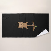 Le singe est accroché à l'arbre (Serviette de bain)