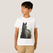 Le T-shirt de l'enfant frison de cheval (Devant entier)
