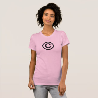 Le T-shirt des femmes de symbole de Copyright
