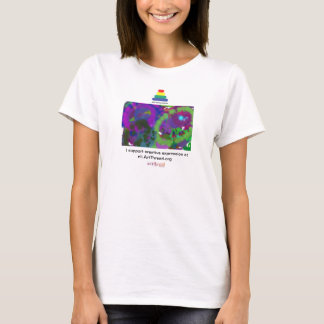 Le T-shirt des femmes pour l'expression créative