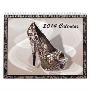 Le talon haut chausse le calendrier 2014 de mode