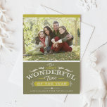 Le temps le plus merveilleux de l'année Carte phot<br><div class="desc">Carte photo de vacances rétro avec typographie vintage. C'est une partie d'une collection de vacances,  "Le Temps le plus merveilleux de l'année". Des éléments correspondants et d'autres couleurs sont disponibles. Joyeuses fêtes !</div>