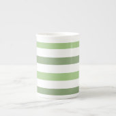 Le vert barre la tasse horizontale de porcelaine (Devant)
