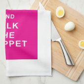 Le whippet gardent la promenade calme la serviette (Quart Plié)