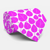 Leaf Pattern 02 - Magenta on White Stropdas (Opgerold)