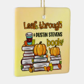 Leaf through a Dustin Stevens Book Keramisch Ornament (Rechts)