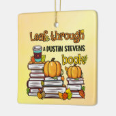 Leaf through a Dustin Stevens Book Keramisch Ornament (Links)