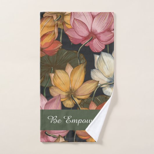 L'eau de Lotus en floraison se trouve sur l'exerci (Serviette à main)