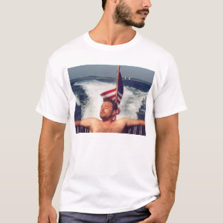 Lebo op boot t-shirt
