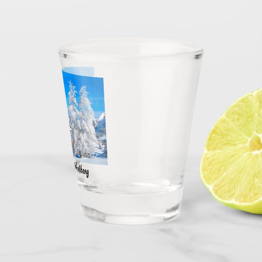 Lech am Arlberg in Oostenrijk in het wintersouveni Shot Glas (Rechts)