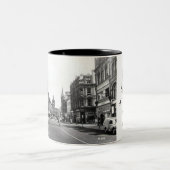 Lecture, Berkshire - Souvenir Mug (Centre)