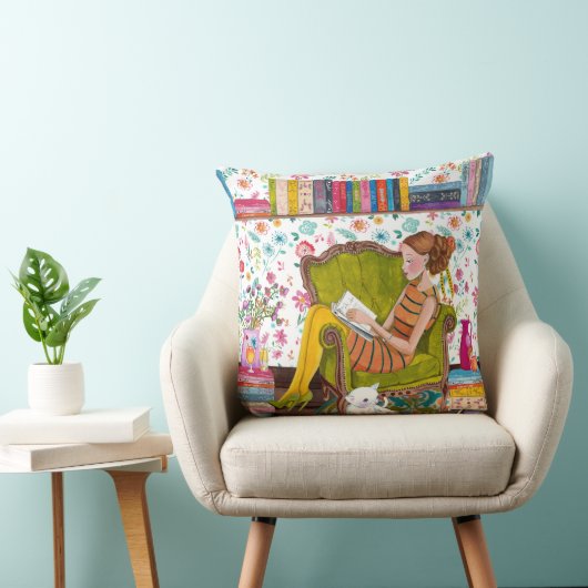 Lecture fille avec chat | Oreiller à jet de coton (Chaise)