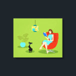 Lecture rétrospective Femme Étiquette toile Imprim<br><div class="desc">Cette Retro Reading Woman Stretched Canvas Print présente un style années 60, art minimaliste, dessin animé d'une femme qui a ses priorités dans l'ordre. Ce délicieux ver de livres est entrainé dans un vrai tourneur de page. La brunette, toute en forme, porte une robe d'aqua et des lunettes rouges, tout...</div>