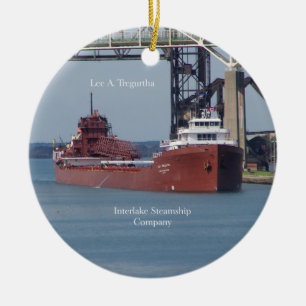 Lee A. Tregurtha ornement