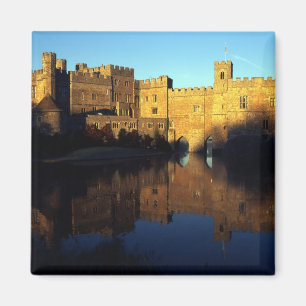 Leeds Castle, 12th c., Norman stronghold en Magneet