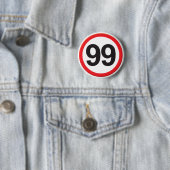 Leeftijd 99 ronde button 5,7 cm (In situ)