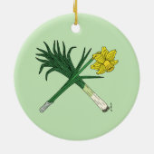 Leek en Daffodil Crossed Keramisch Ornament (Achterkant)
