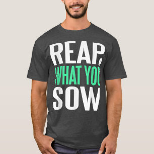 Lees wat je Geweldige tuinbouwcadeaus van het Cade T-shirt