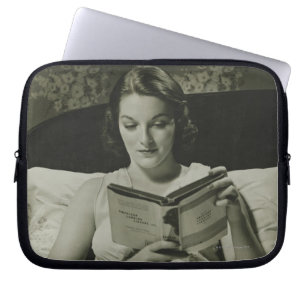 Leesboek vrouw laptop sleeve