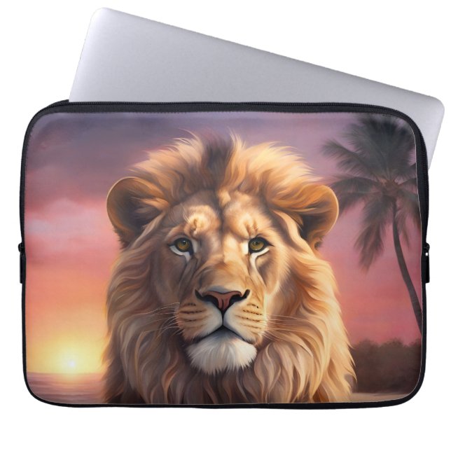 Leeuw op het strand laptop sleeve (Voorkant)