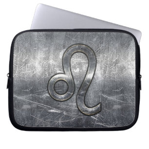 Leeuw Zodiac Symbool in Zilveren Staalstijl Laptop Sleeve