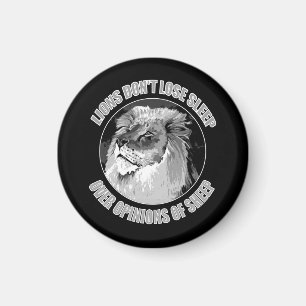 Leeuwen verliezen niet de mening van schaap Ke Magneet