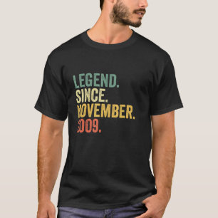 Legende sinds november 2009 13e verjaardag 13 jaar t-shirt