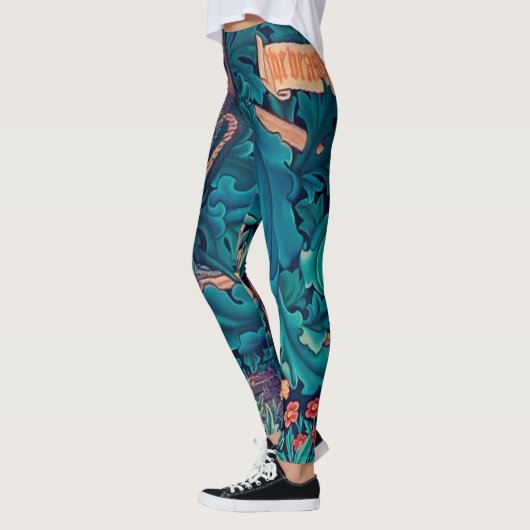 Leggings Animals dans The Forest, William Morris (Gauche)
