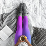 Leggings Aqua Blue et Hot Pink Miami Ombre<br><div class="desc">Bright Miami ombre pour vos séances de yoga. Une jolie couverture ! Assurez-vous de regarder les deux tonalités à l'envers. Azur et fuchsia ombre avec un centre violet. Décor bleu et rose. Aqua bleu et rose chaud arrière - plan.</div>