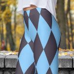 Leggings Arlequin Motif noir et bleu<br><div class="desc">Élevez votre garde-robe active avec ces leggings Motifs Arlequin en noir et bleu. Parfaits pour la salle de sport ou les sorties décontractées, ces jambières audacieuses, colorées et élégantes mêlent harmonieusement les ambiances sportives et les ambiances de rue. Transformez votre look quotidien et embrassez l'énergie dynamique. Ne manquez pas -...</div>