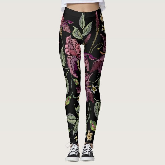 Leggings Arrière - plan noir Irises pourpres brodé. (Devant)