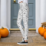Leggings Bats noirs et blancs d'Halloween<br><div class="desc">Motif de chauve-souris noir ; Personnaliser pour changer le blanc en n'importe quelle couleur.</div>