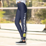Leggings Bleu Pickleball Jaune Ball Texte Personna<br><div class="desc">Les jambes parfaites pour les amateurs de pickleball. Légumineuses de haute qualité avec le mot PICKLEBALL et un pickleball jaune de chaque côté. Amusez-vous pour un jeu social décontracté ou un match de tournoi - changez facilement la couleur de l'arrière - plan pour correspondre aux couleurs de votre club/équipe. Il...</div>