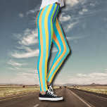 Leggings Bleu vintage classique et rayures arc-en-ciel oran<br><div class="desc">Le motif Blue & Orange Rainbow stripes est un motif du passé, caractérisé par des bandes Blue & Orange Rainbow parallèles de différentes largeurs qui se répètent à travers le motif. Ce motif fait référence au style classique et se caractérise par sa subtilité et son élégance. Les couleurs bleu &...</div>