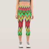 Leggings Capri A person is wearing vibrant, geometric-patterned  (Recto)