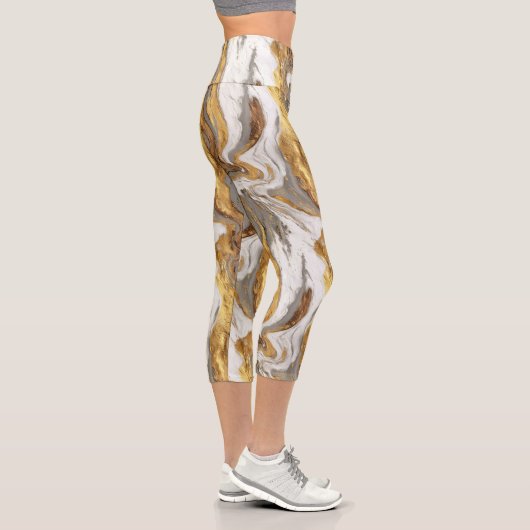 Leggings Capri Abstract Gray Marble Texture with Flowing Gold (Droite)