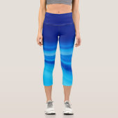 Leggings Capri Azure Shift - Dégradé dynamique de vague bleue (Recto)
