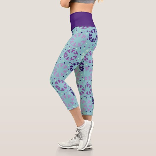 Leggings Capri Baignade synchronisée à motifs mauve et aqua (Gauche)