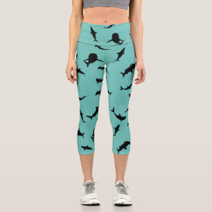 Leggings Capri Baleine de requin-poisson ombragé sur dégradé bleu