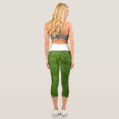 Leggings Capri Ball de golf avec putteur sur herbe verte (Verso)